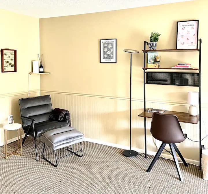 Acme Vacation Rentals Airbnb