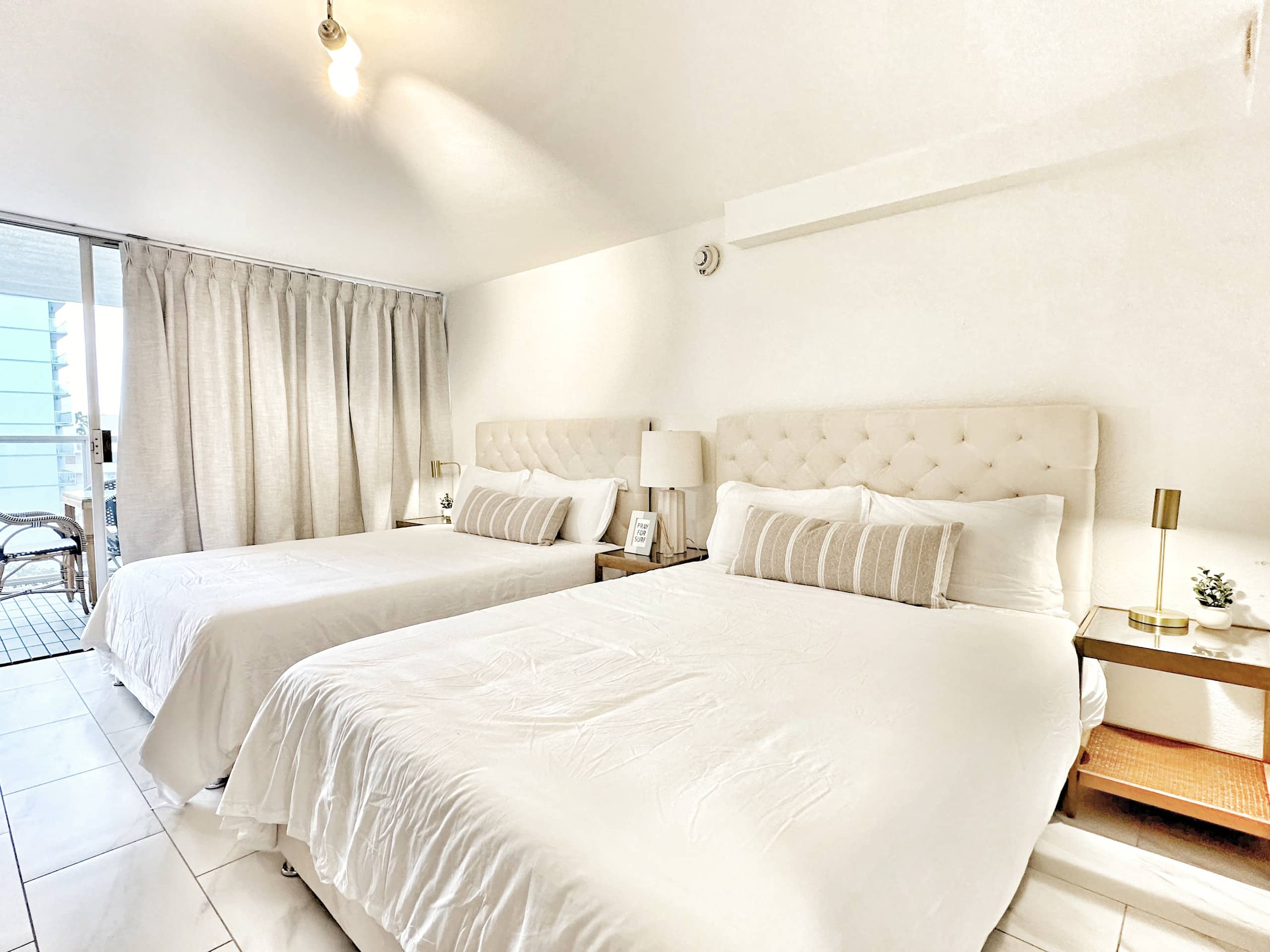 Boutique Studio w/City & Canal Views in Waikiki! - Image 4