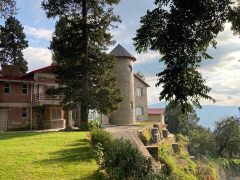 The Magnolia Lodge