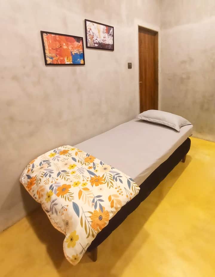 საძინებელი 2