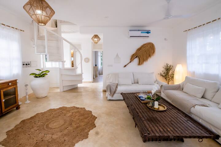 Living room 1 image 7