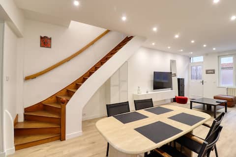 Top Airbnb: Arras Grand-Place • Parking • terrasse • 2 ch • 2 in Arras