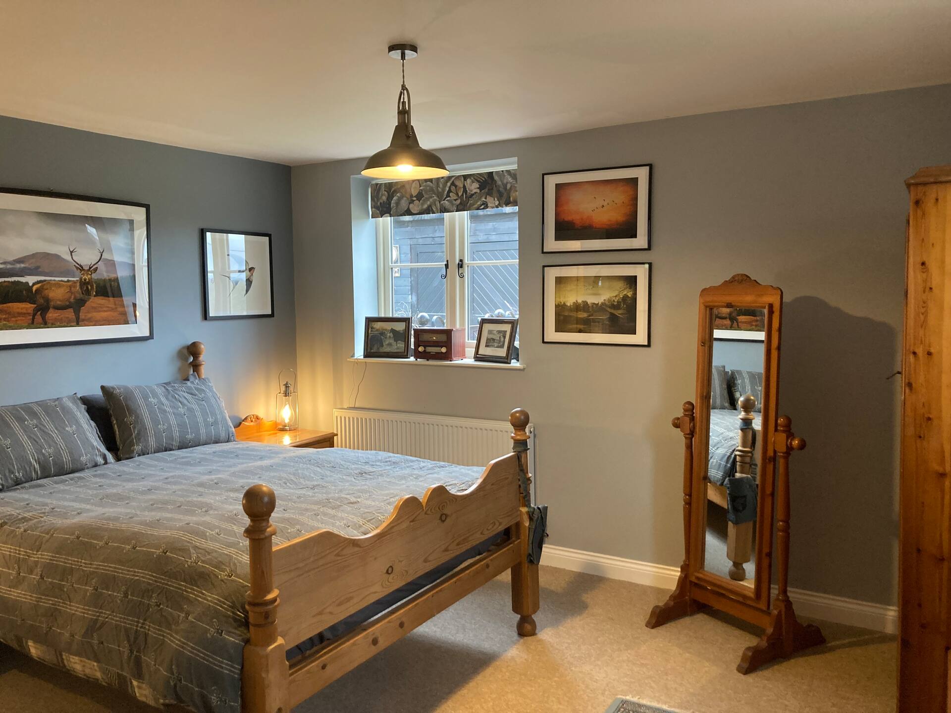 The Hayloft (charming separate guest cottage)