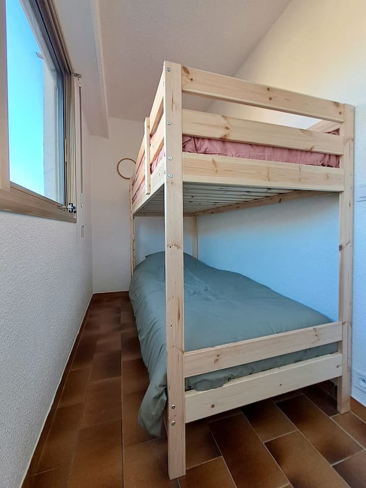 Dhomë gjumi 2
