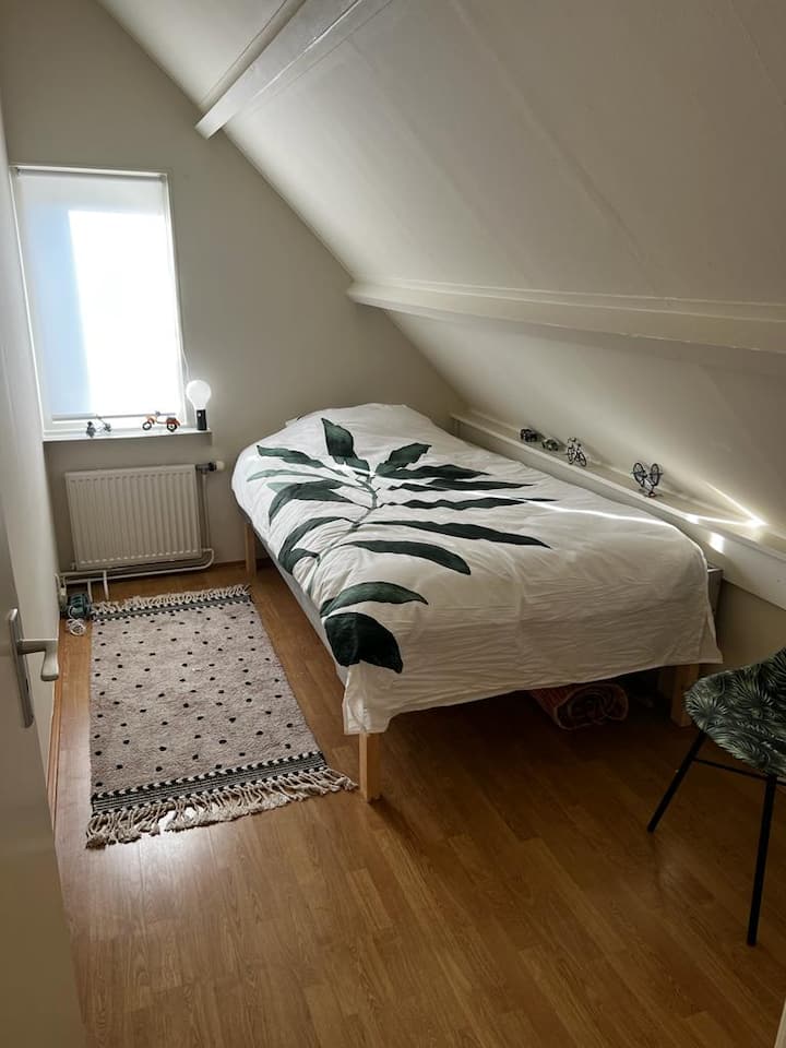 Dormitorio 2 (cama 120 x 200 cm)