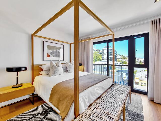 Luxury Penthouse with Ocean View, A/C and Inverter gallery image 2