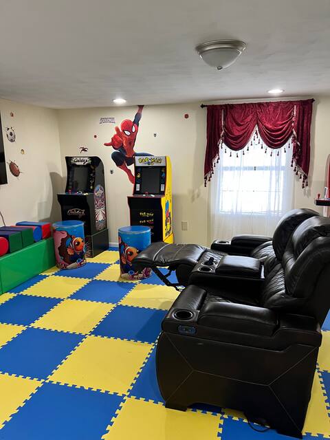 Baker’s Stay & Play