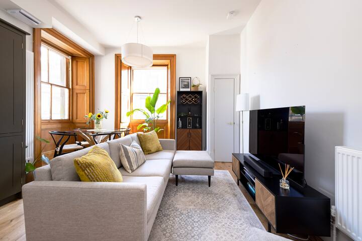 Bright and Central 3 Bedroom Flat
