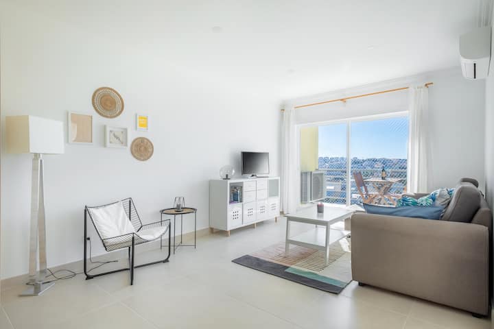 Meia Praia Beach | Marina & City View By Sunstays - Lagos