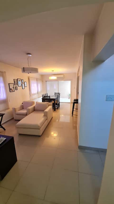 Popular Airbnb listing: Cayetano Apartment 1 in San Luis