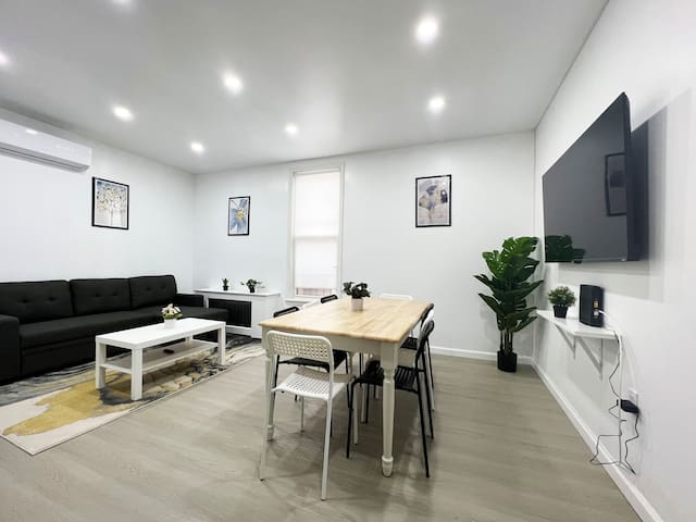 Spacious Home in Brooklyn