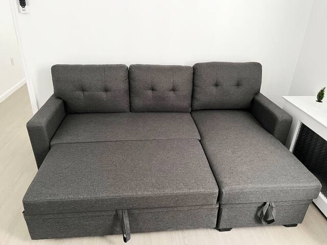 Spacious Home in Brooklyn gallery image 5