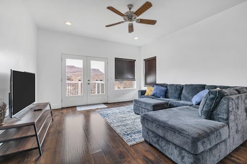 2 bed/2 bath Beautiful Home near Zion NP