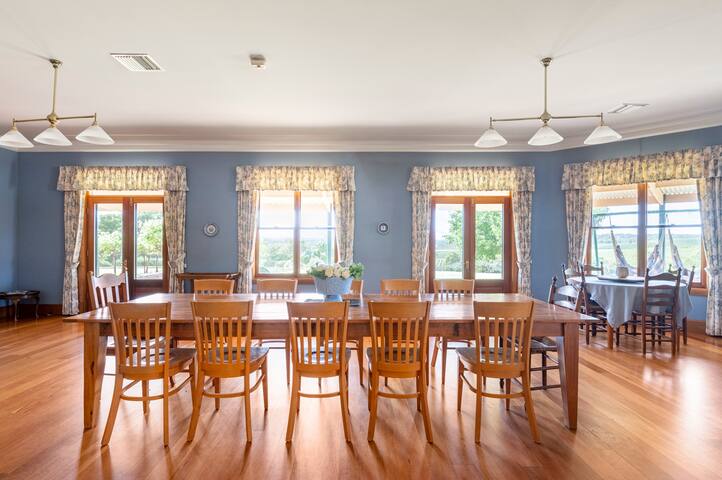 Abbotsford Country House – Magnificent Views gallery image 3