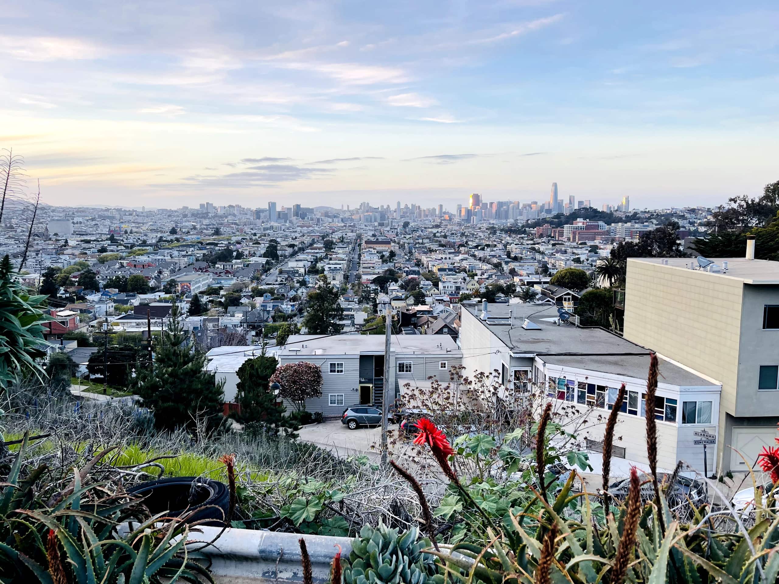 Hilltop studio w/t panoramic view, garden, parking - Image 33