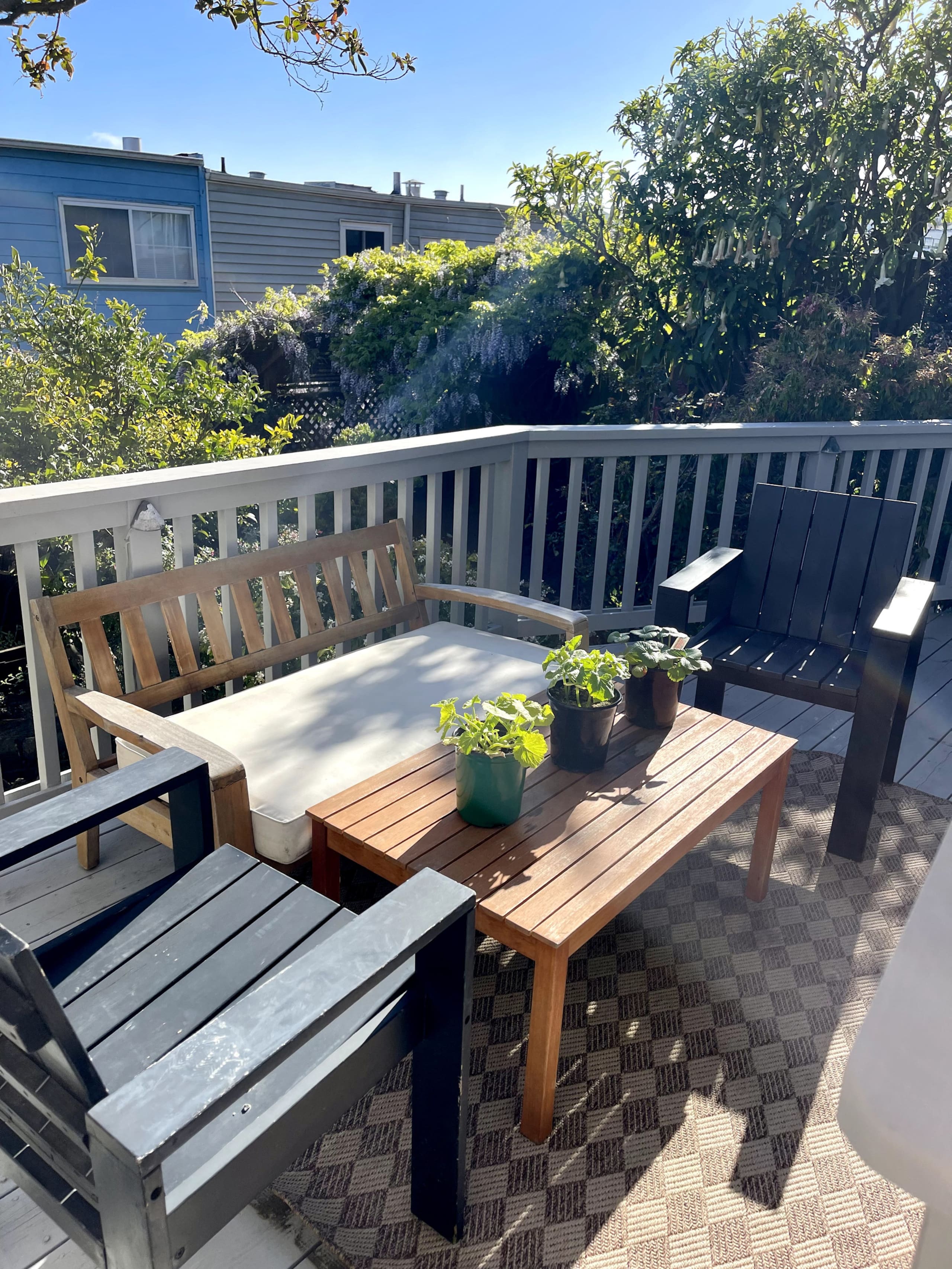 Hilltop studio w/t panoramic view, garden, parking - Image 31