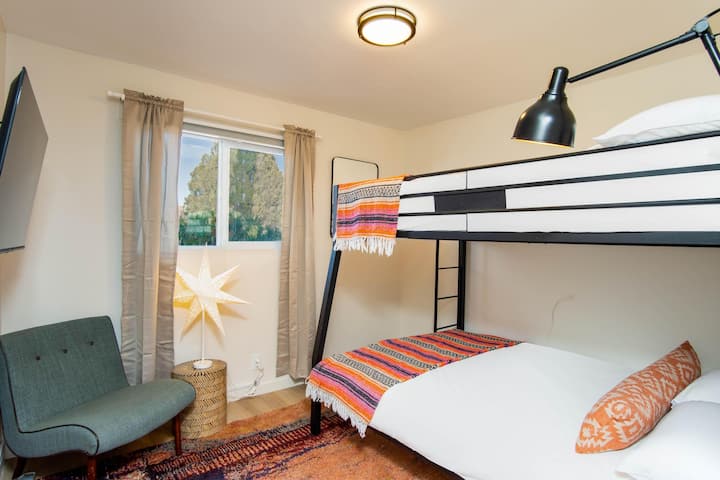 საძინებელი 3