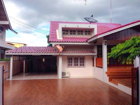 ฺBuriram The Big house, 3 bedrooms, 3 bathrooms