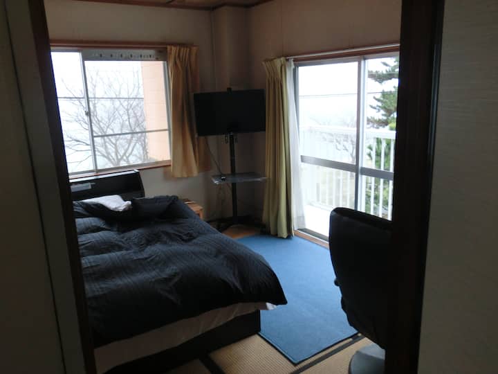 2人で贅沢、琵琶湖を望む静かな部屋。仕事も癒しも。ev充電・バッテリー貸出有。 - 大津市