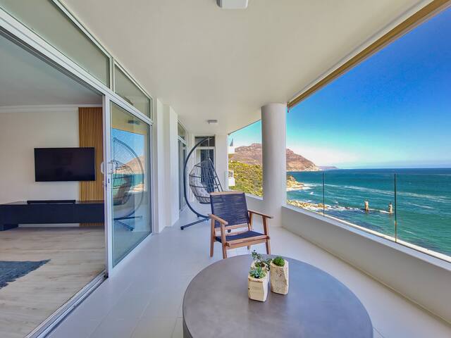 3 Bedroom Apartment on Iconic Chapman’s Peak Drive gallery image 3