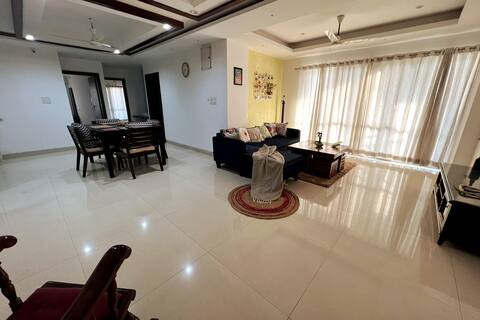 The Vibe - A Tranquil Studio apartment!
