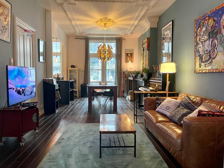 Unique 1 Bedroom Apartment De Pijp Apartments for Rent in Amsterdam