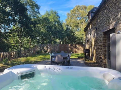 Domaine de la Falaise "Chantoiseau", pool, SPA