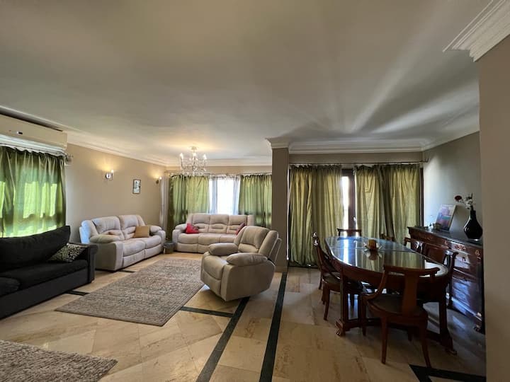 Luxurious Apartment For Rent - Le Caire