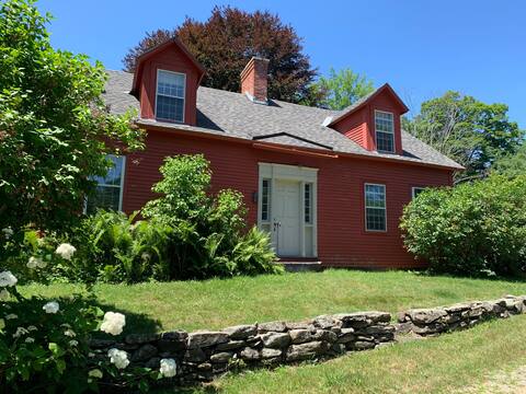 19th Century Farmhouse Retreat
