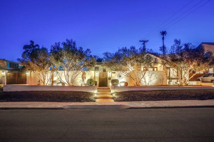 “1 to 10 Guests – Private Estate with Pool” gallery image 3