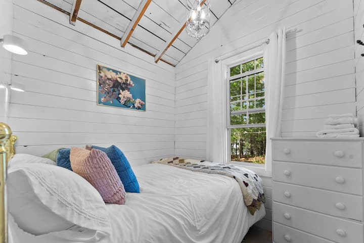 საძინებელი 3