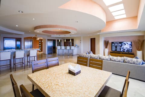 Villas De Cortez Penthouse