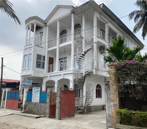 Appartement meublé à louer à Douala