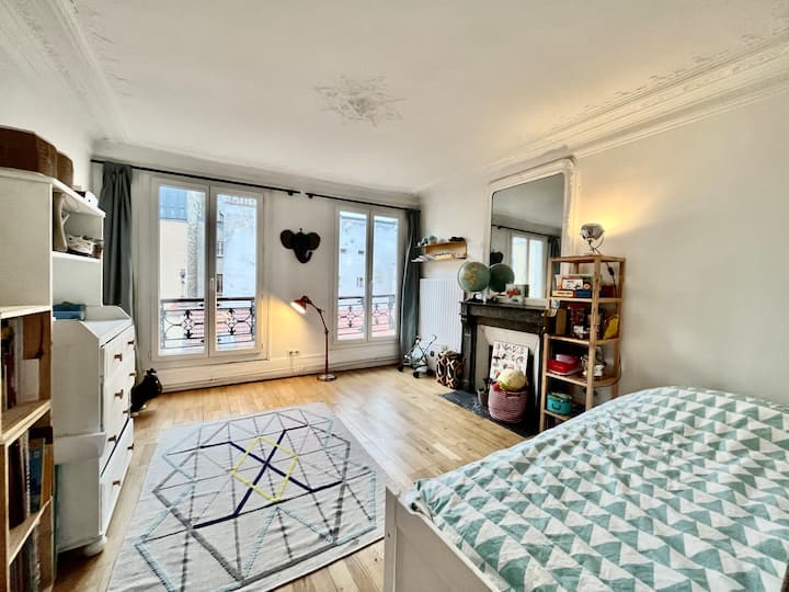 Habitación 2: cama individual.