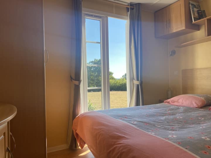 Спалня на родителите