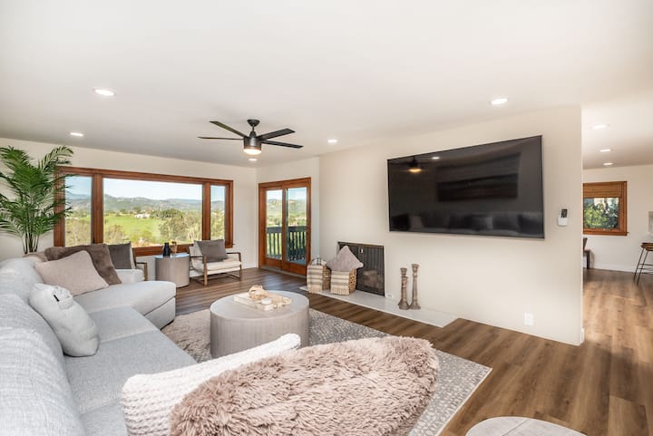 Amazing Views W/game Room, Pool & Hot Tub! - Escondido, CA
