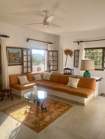 Popular Airbnb listing: Superb villa, amazing view, ideal location in Santanyí