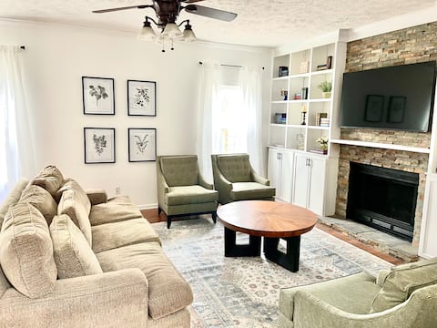 Spacious home minutes from downtown Nashville