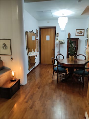 Colosseo Vintage Apartment gallery image 2