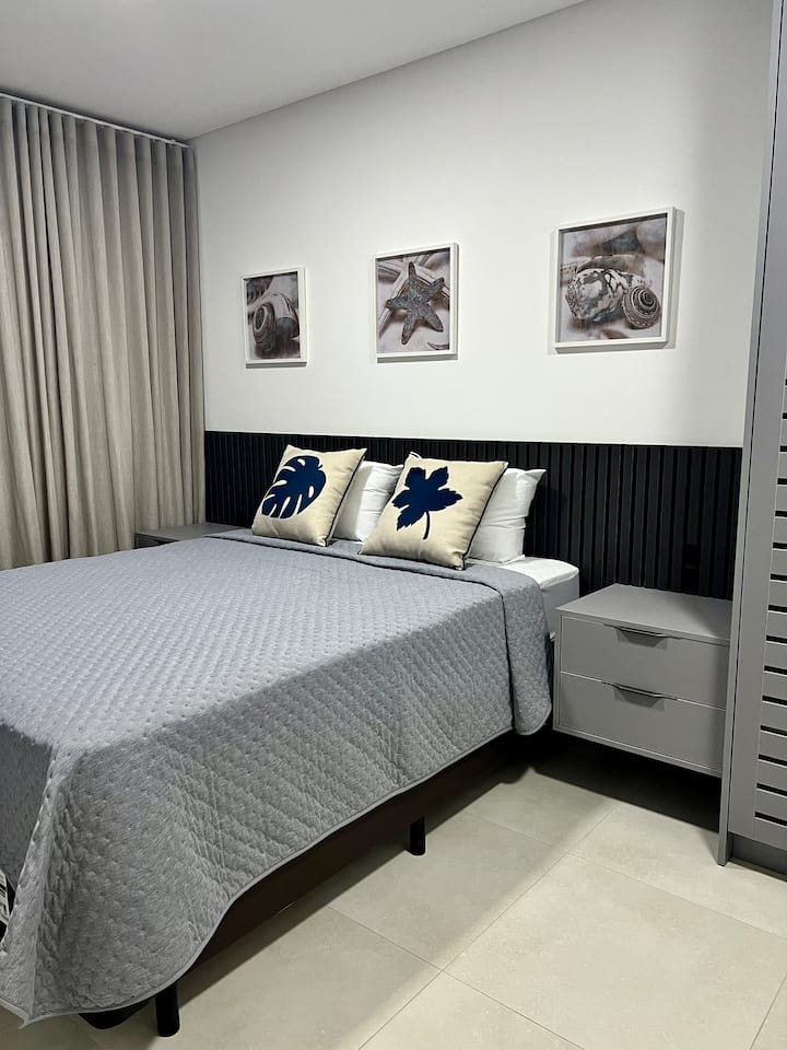 ห้องสวีทพร้อมเตียงควีนไซส์ 