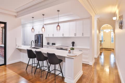 The Jewel-  Luxurious and spacious- Mildura