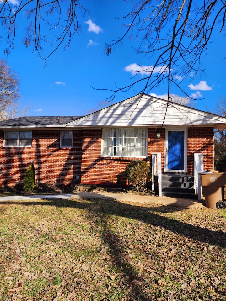 New Modern Nashville Home Houses for Rent in Nashville, Tennessee