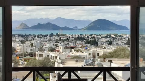 Cosy 2Br Apt w/ Gorgeous View