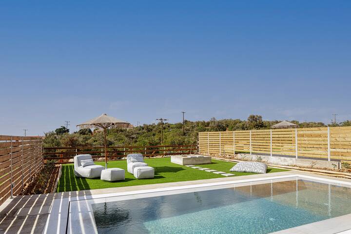 Carob Villa II, a Luxury Hideaway Private Pool gallery image 3