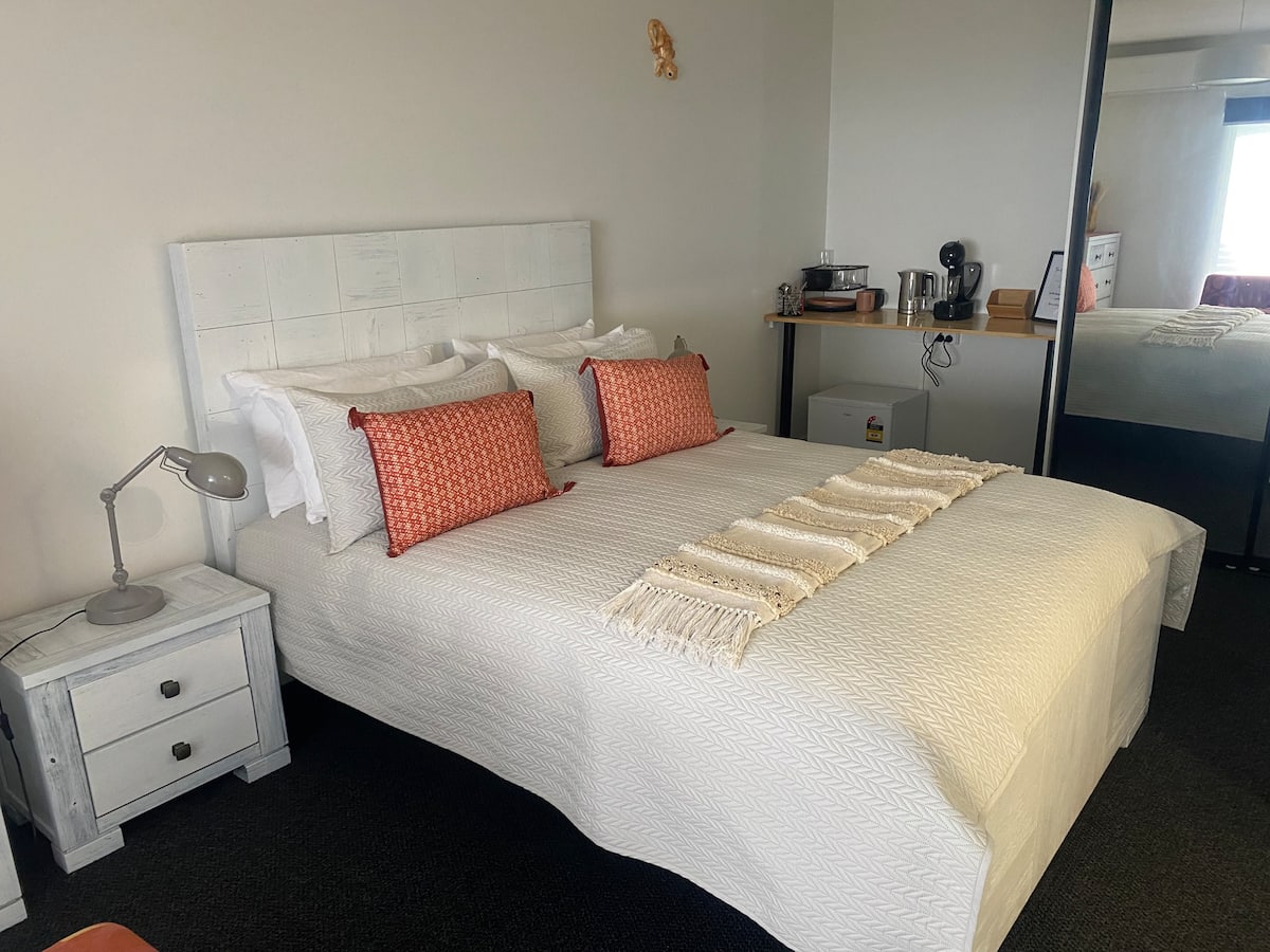 Private room/Ensuite/Courtyard/Tamborine Mountain — photo via the host's Airbnb listing