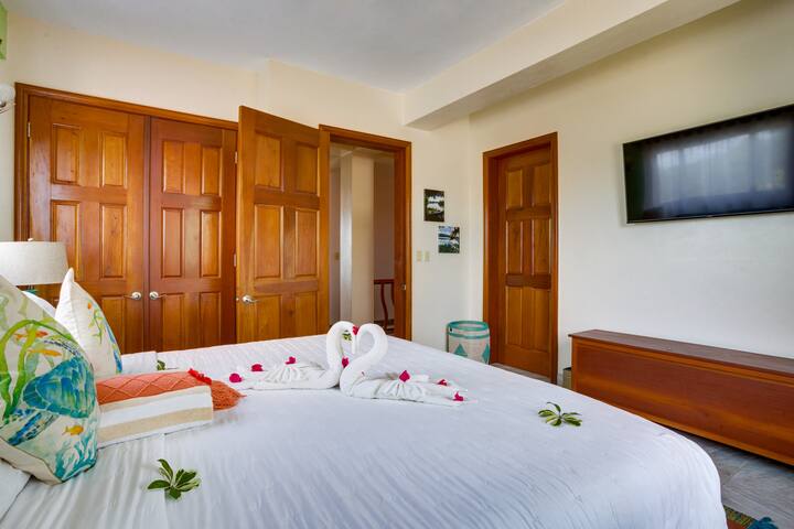 Stunning Beach House gallery image 5