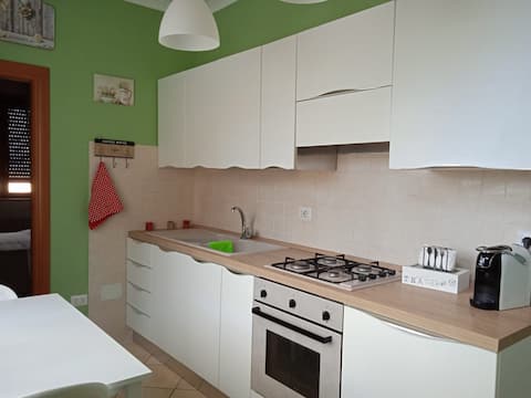 Proprietà Airbnb di successo: B&B with a terrace overlooking the gulf a Castellammare Di Stabia
