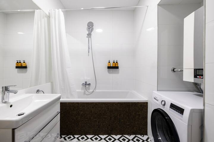 Luxury 3 bedroom apartment near Schönbrunn Palace gallery image 5