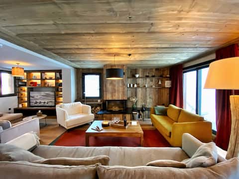 Chalet on the slopes 15/16 people