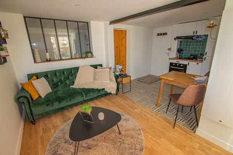 Top performing Airbnb: Ô Patio – Suite with private outdoor hot tub in Toulouse